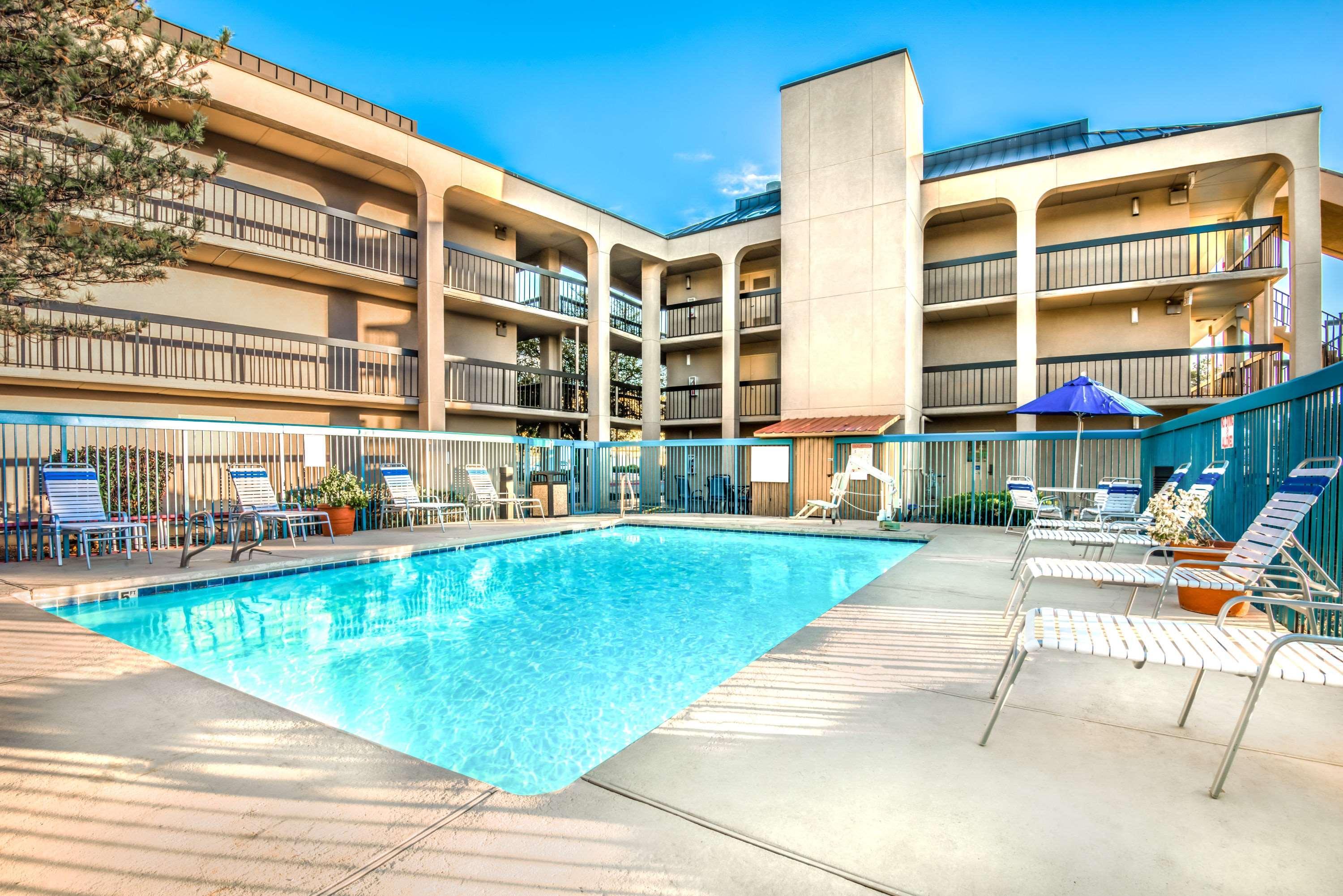 Days Inn&Suites by Wyndham Albuquerque North Extérieur photo