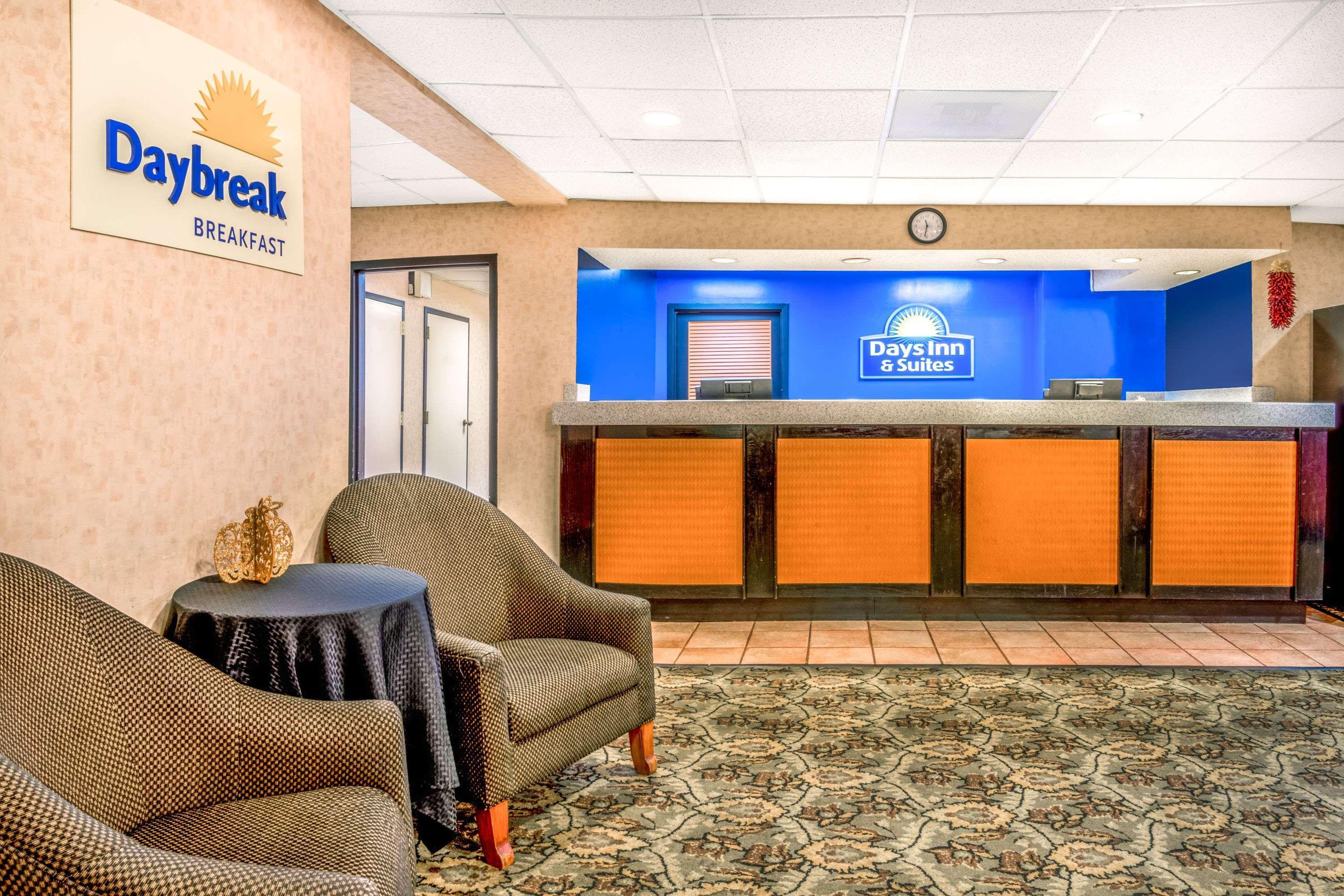 Days Inn&Suites by Wyndham Albuquerque North Extérieur photo